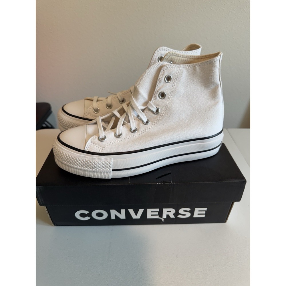*NEW* Women CONVERSE Chuck Taylor All Star Canvas Platform White (560846F) 👍